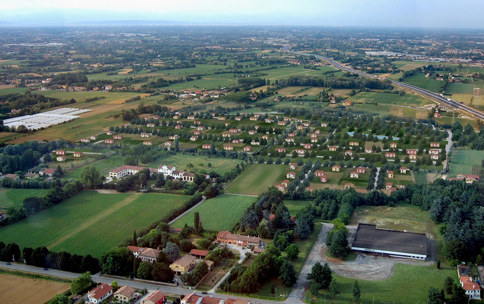 realizzazione di un insediamento residenziale a consumo energetico zero | Mirano, Venezia | progettazione  urbanistica e infrastrutturale idraulica preliminari | 2009